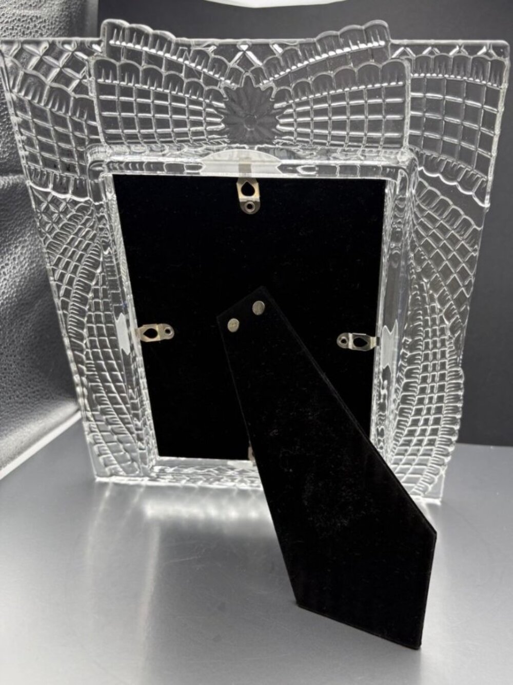 Mikasa Photo Frame Lead Crystal Draped Bow Frame Home Décor 5x7 - Picture 2 of 3